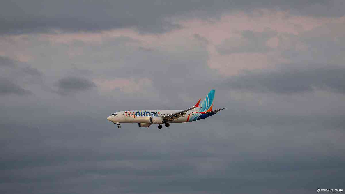 "Im Cockpit war niemand": Augenzeuge auf Flydubai-Flug: Musste schockierte Ersatzpiloten schütteln