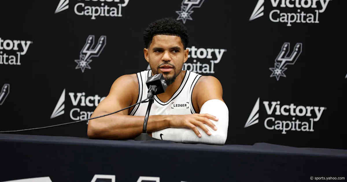 Tobias Harris out for preseason with calf strain, questionable for season opener
