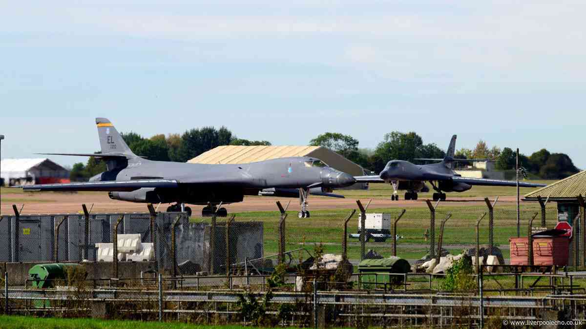 US bombers withdrawn from RAF Fairford after fresh terror threats