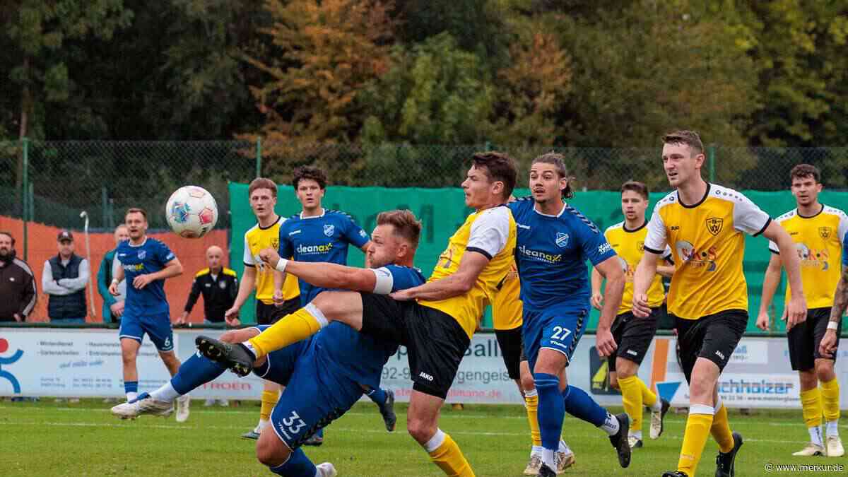 Rote Karte, Traumtor, Zittersieg: Walpertskirchen gewinnt Derby 3:2