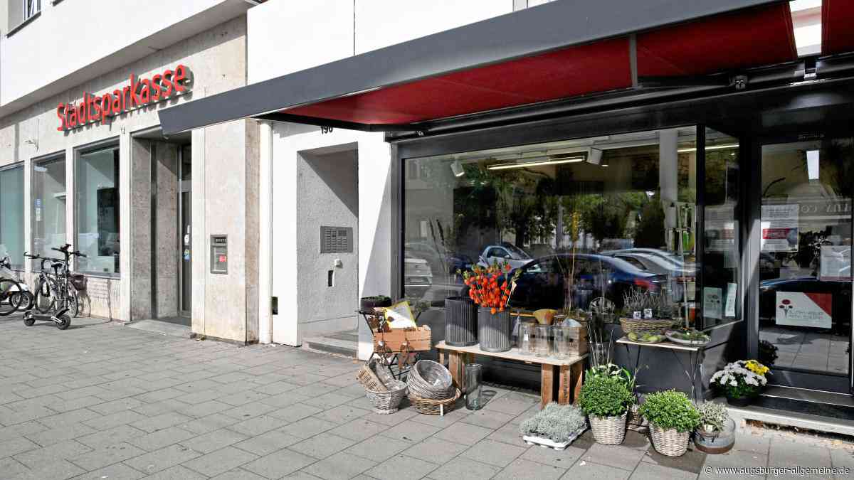 Sparkasse erweitert Filiale in Kriegshaber - mit Folgen für ein Blumengeschäft
