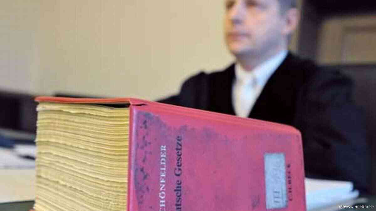 Betrunken, unter Drogen und renitent: 62-Jähriger legt sich mit Polizei an