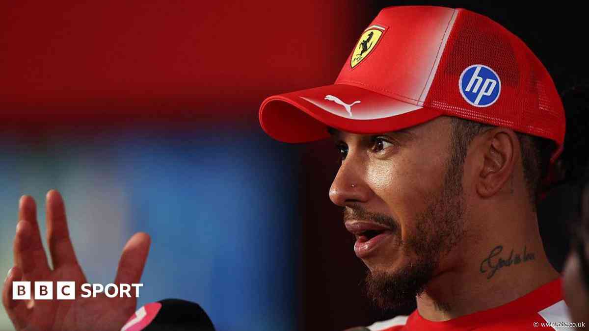 Hamilton & Verstappen bemused after glitch turns F1 into 'Lego race'
