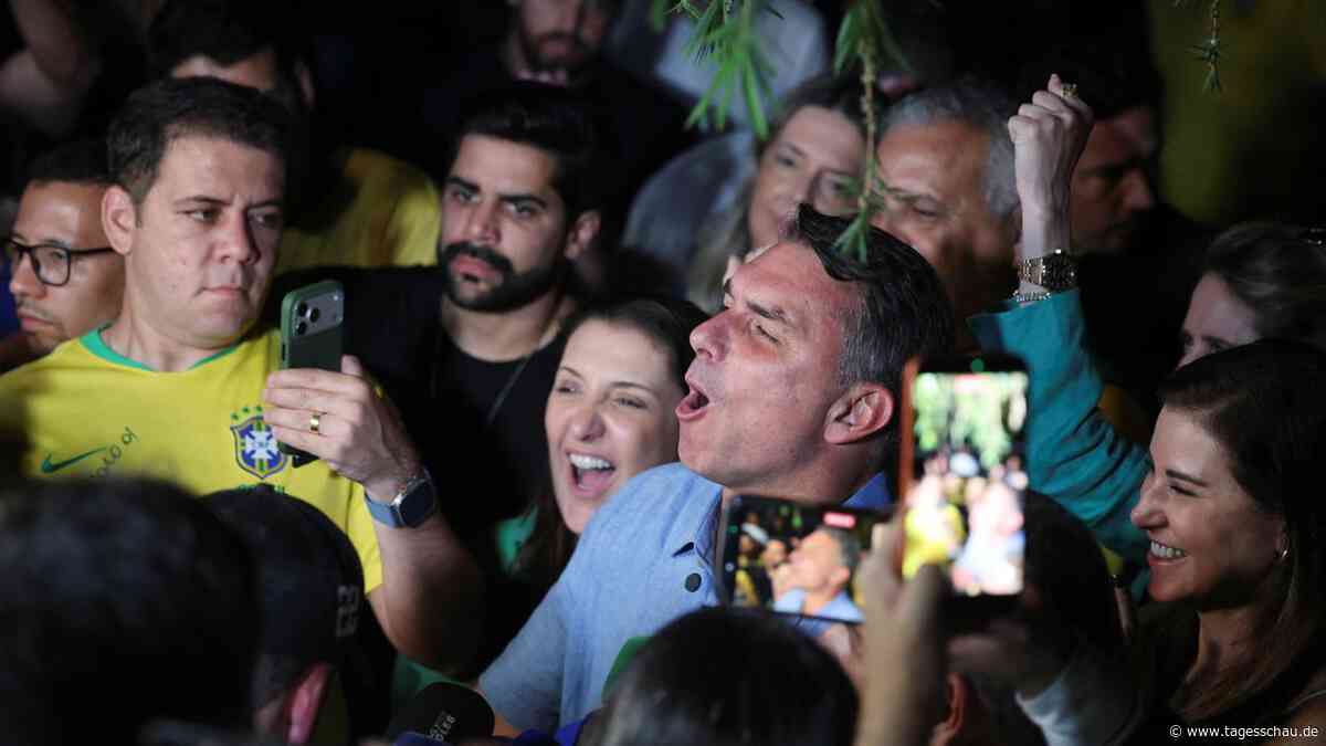 Stichwahl nötig: Brasilien rückt weiter nach rechts