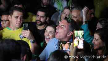 Stichwahl nötig: Brasilien rückt weiter nach rechts
