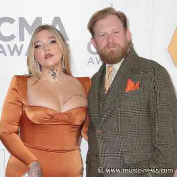Elle King marries longtime partner Dan Tooker