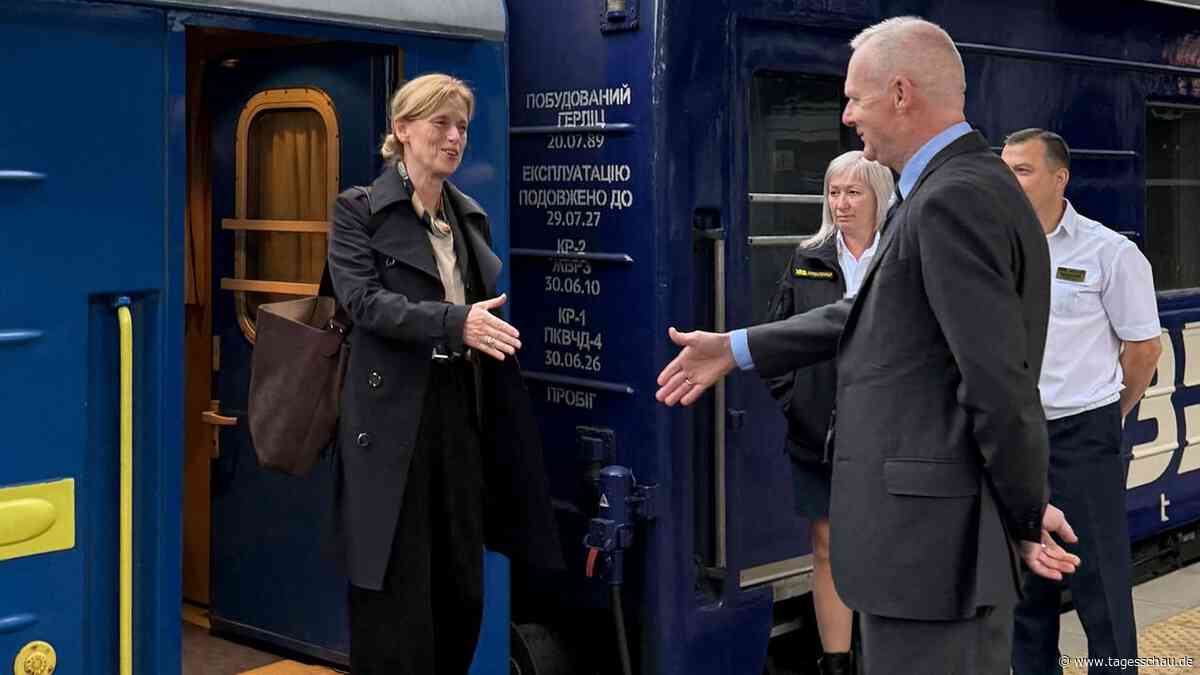 Ukraine: Neuer deutscher Besuch, neue russische Angriffe