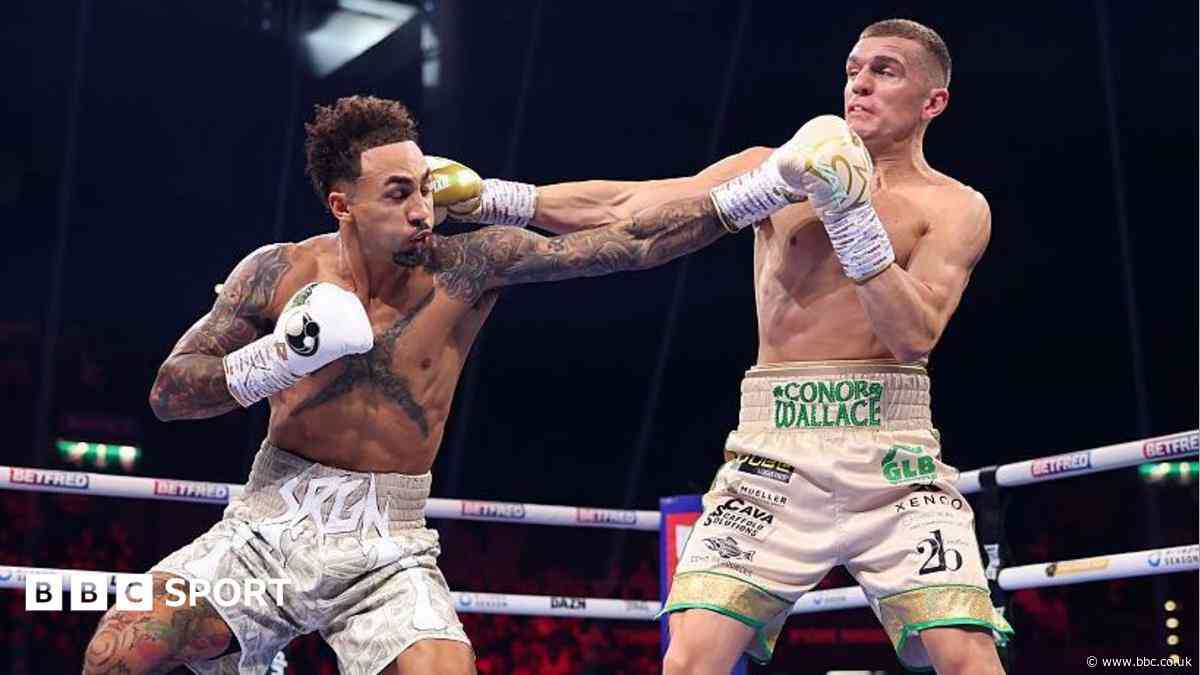 Whittaker survives late scare to hold on for points win
