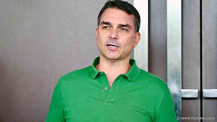 Bolsonaro wins first round of Brazilian presidential election, as Trump-backed candidates continue red wave