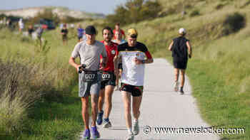 Belg Sam Bracke blijft na 400 kilometer hardlopen als laatste over in extreme duurloop op Terschelling