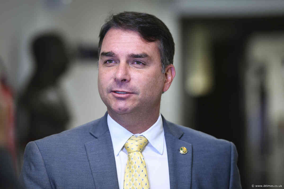 Flávio Bolsonaro Stuns Pollsters, Beats Lula in First Round as Brazil Heads for Tight October Runoff