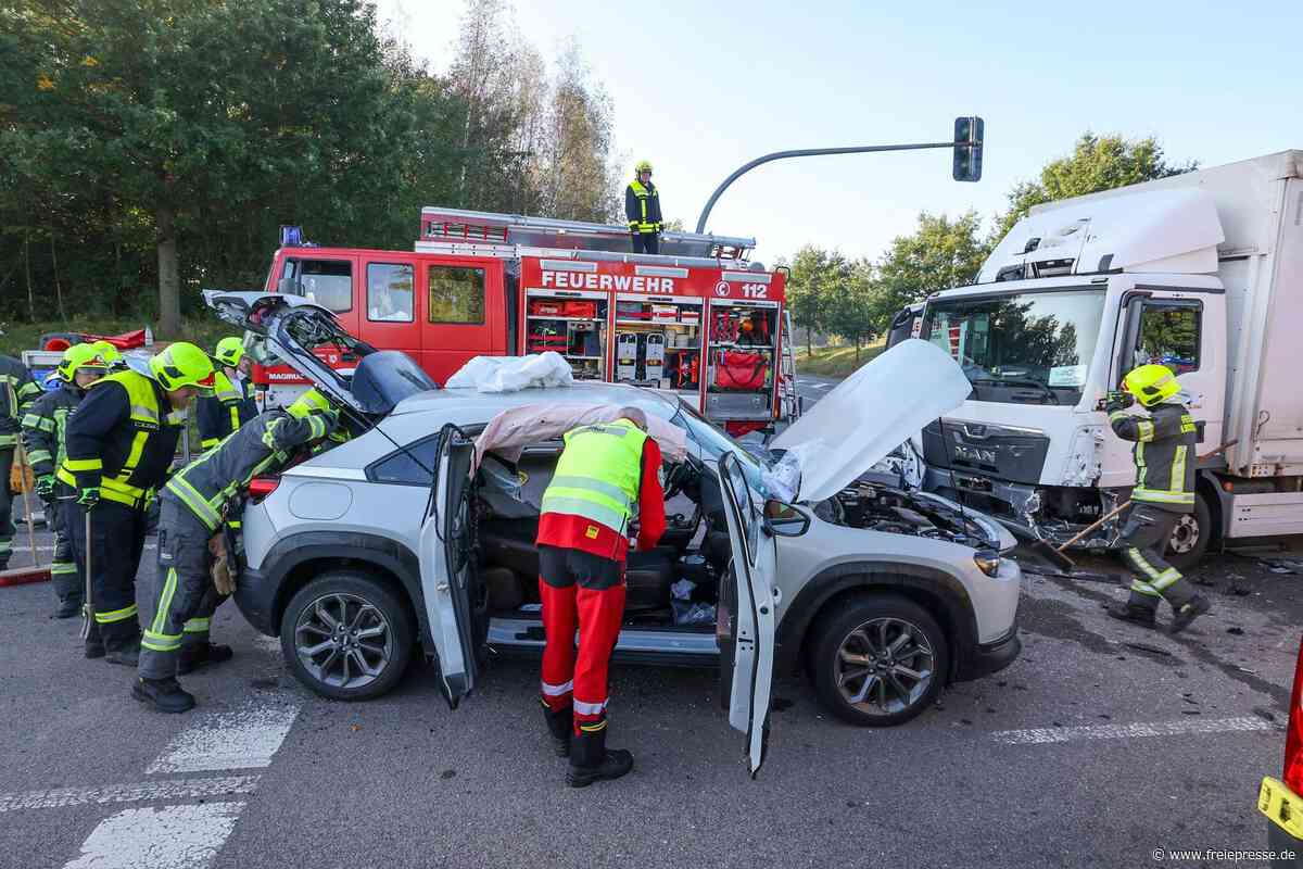 Lichtenstein: B 173 nach Unfall voll gesperrt