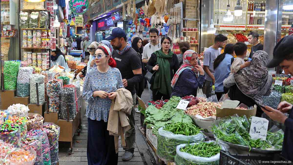 Alltag in Iran zwischen Wirtschaftskrise und Angst vor Krieg