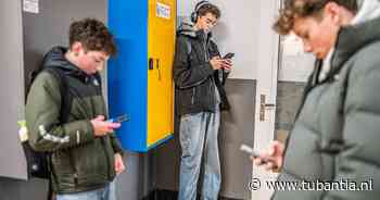 Kabinet wil vanaf volgend jaar telefoons ook weren op schoolplein en tijdens pauzes