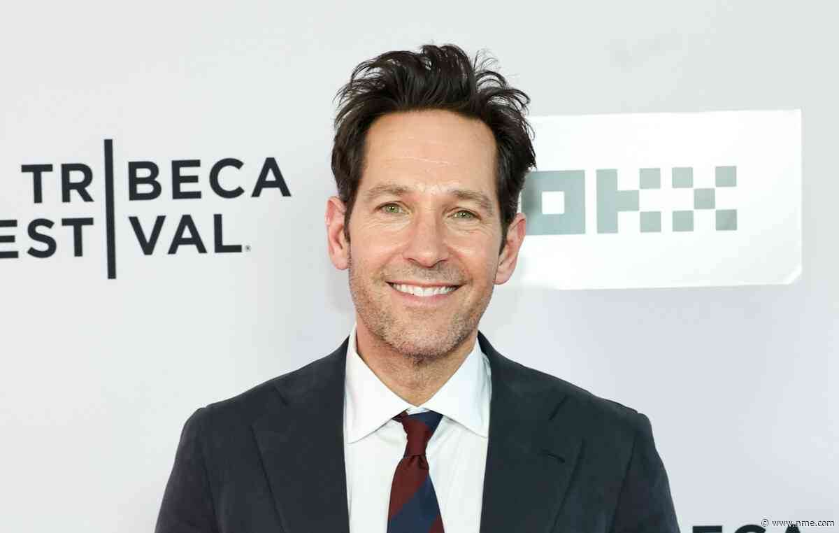 Paul Rudd doesn’t bring phone to set anymore: “They’re horrible things”