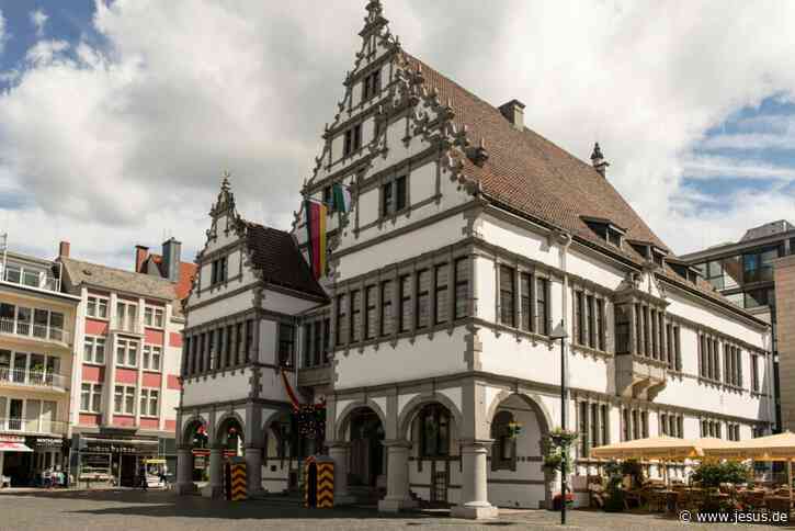 Katholikentag 2028 in Paderborn beschließt Leitwort „Ich bin da“