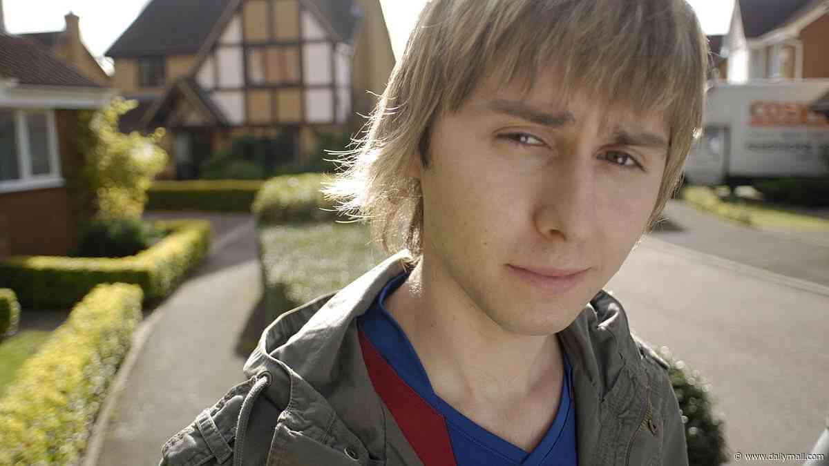 James Buckley reveals he couldn't even afford a travel card during his early Inbetweeners fame as he lays bare his financial struggles