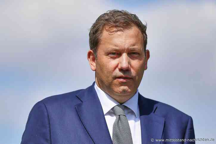 Lars Klingbeil: 188.000 Euro für Kosmetik und externe Fotografen seit Amtsantritt