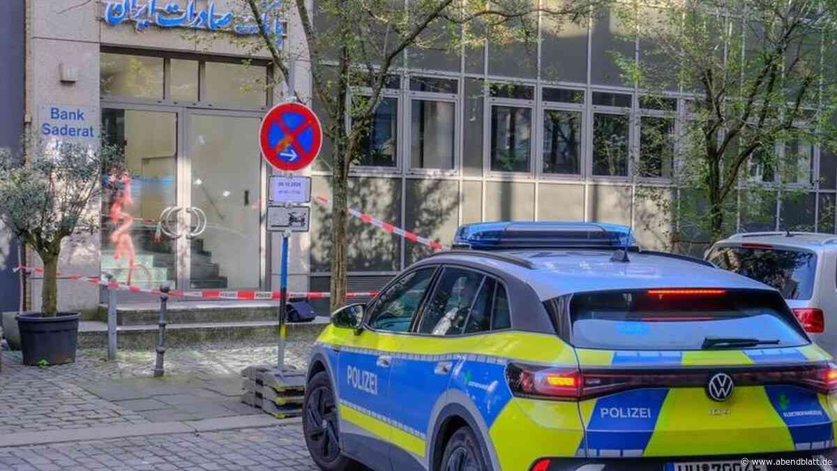Schüsse auf iranische Bank in Hamburg – wer hat etwas beobachtet?