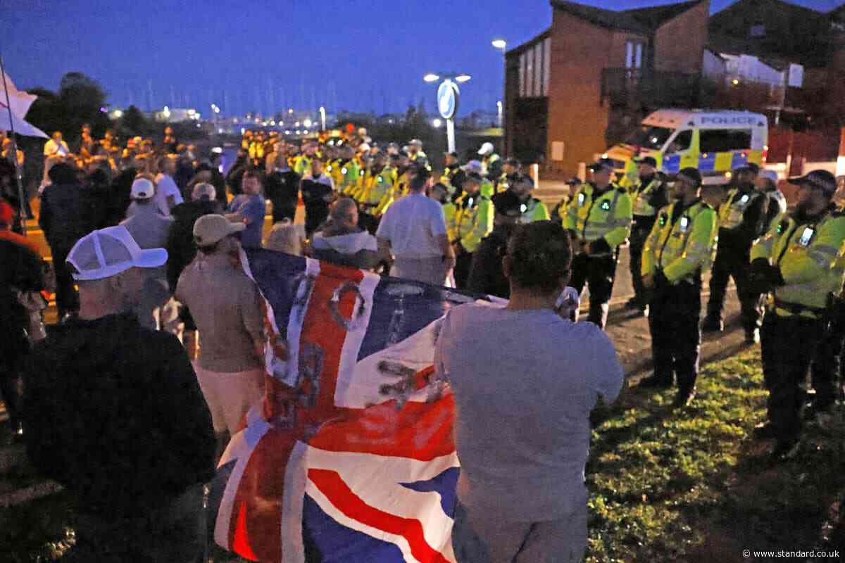 Police make 12 arrests amid clashes with protesters over migrants arriving in Gosport