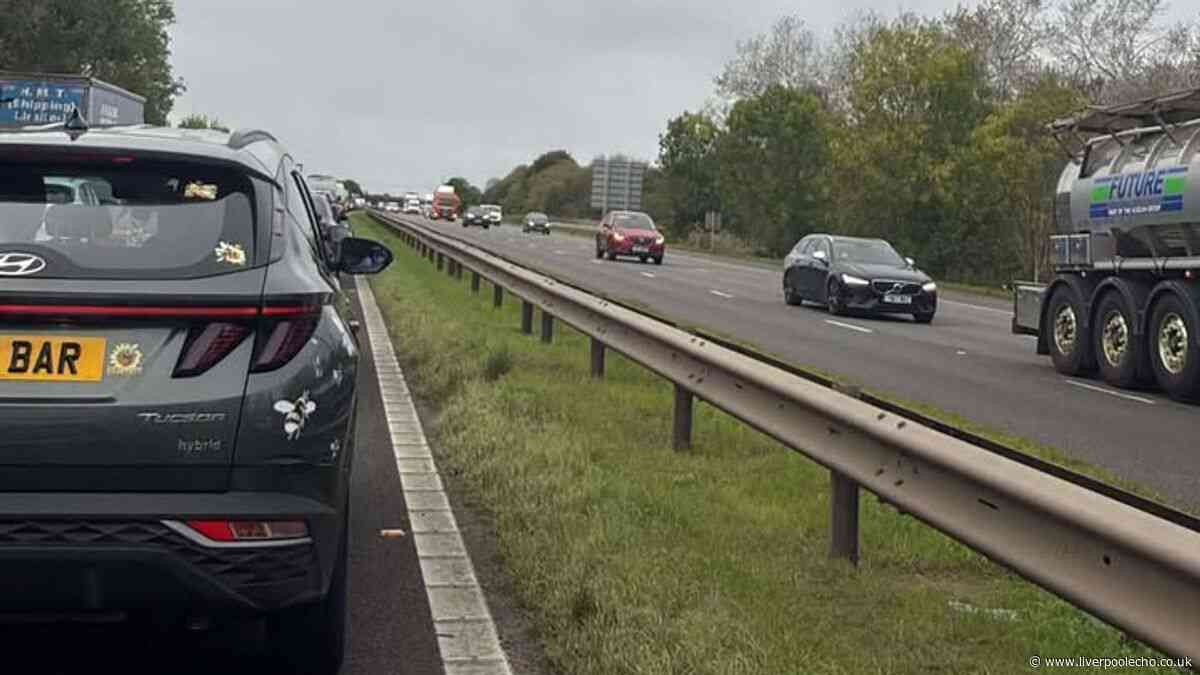 M62 police incident recap as motorway closed in both directions
