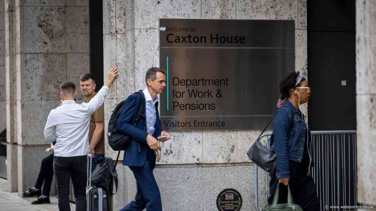Call to cut three medical conditions from DWP benefit claimed by 915,000
