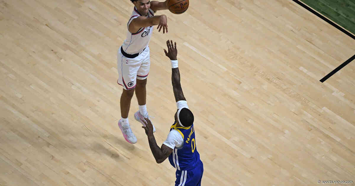 Keaton Wagler delivers clutch moment in NBA preseason debut