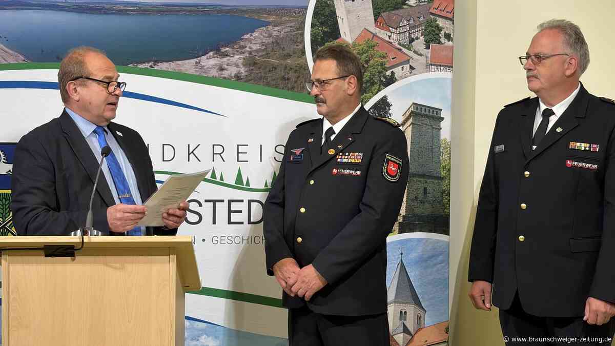 Standing Ovations: Besondere Ehrung für diesen Helmstedter Feuerwehrmann
