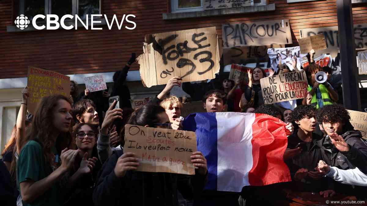 Up to 500 schools in France to remain closed amid student protests