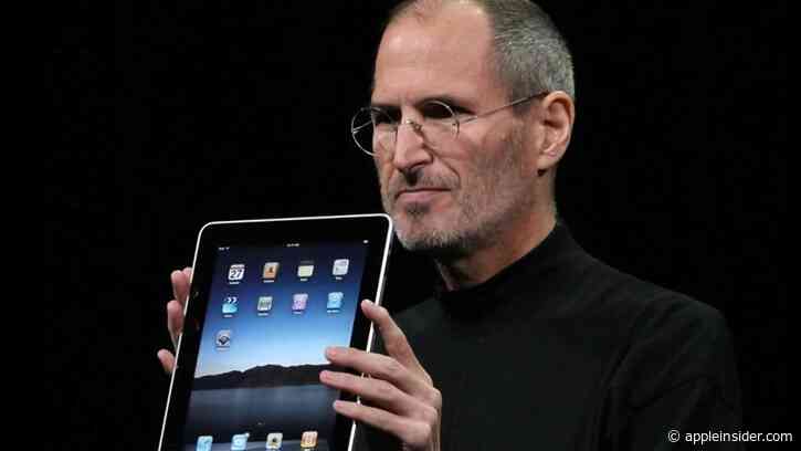 Ternus and Cook commemorate Steve Jobs on the 15th anniversary of his death