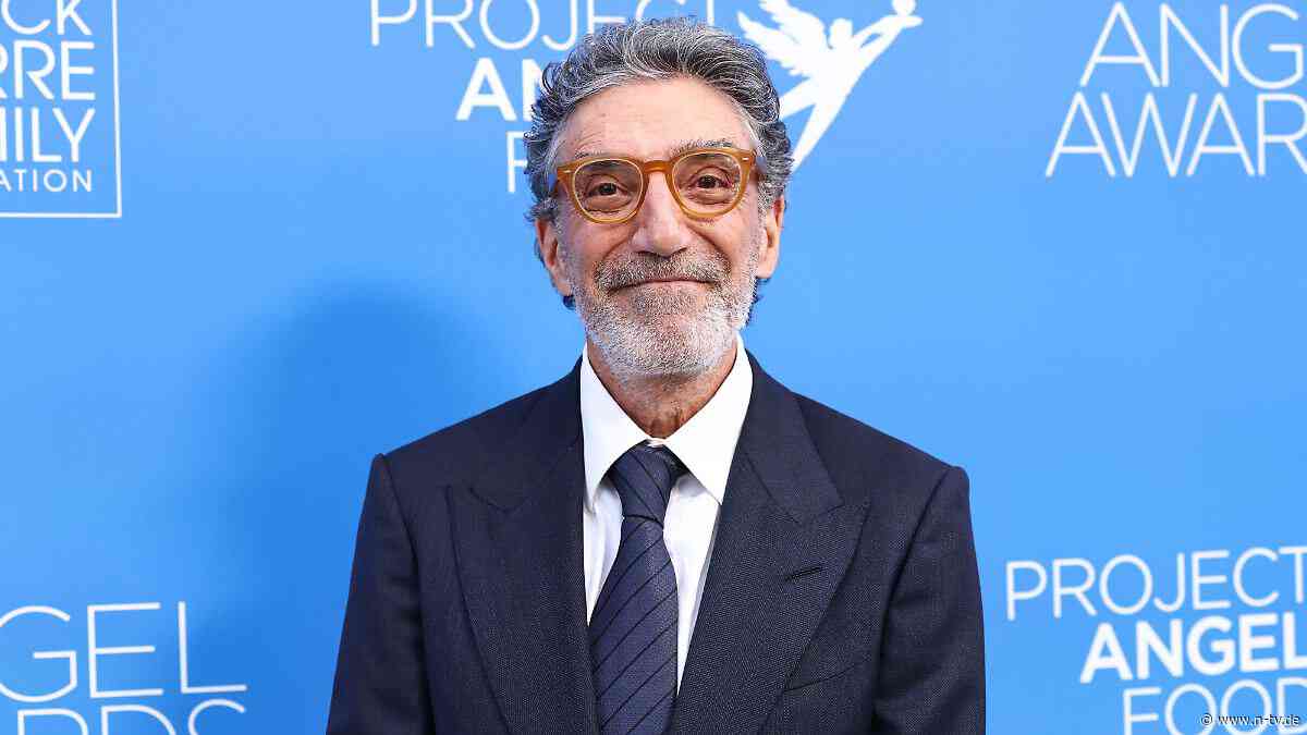 "Orangefarbenes Stück Scheiße": Chuck Lorre und Weißes Haus liefern sich Schlagabtausch