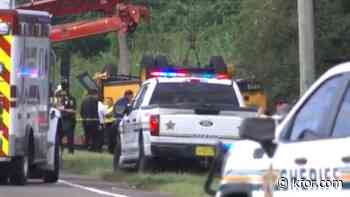 Student among 2 dead after Florida multi-vehicle crash involving school bus