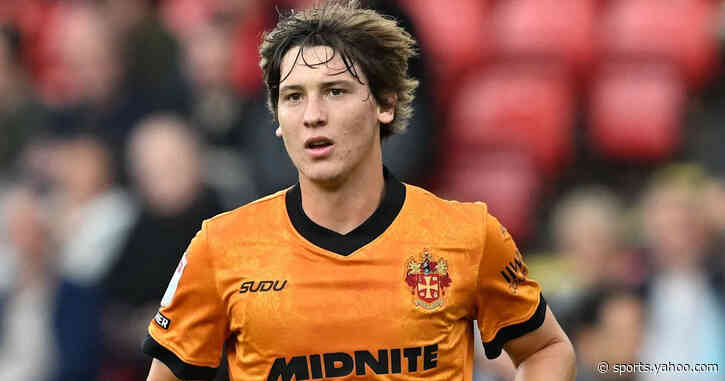 Wolves' Lopez injured on international duty
