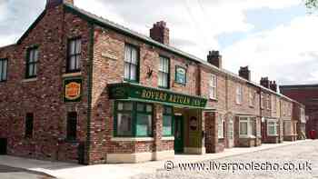 Coronation Street fans 'work out' Christmas storyline as soap legend's return 'sealed'