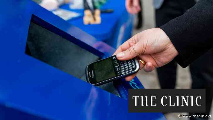 Economía circular: Vecinos de Santiago reciclan un 56% más de celulares que en 2025