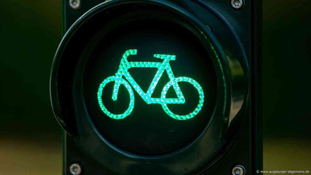 „Grüne Welle“ bei Tempo 20: Grüne wollen Ampelschaltung für Radler an Augsburger Hauptstraße testen