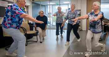 Coba (77) brengt oudere mensen in beweging: ‘We mankeren allemaal wat, maar als je niets doet, blijft het zo’