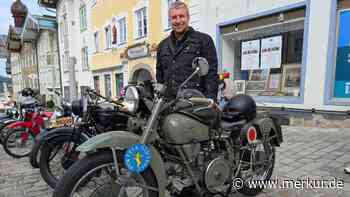 Oldtimer-Motorrad seit 1939 auf dem Dachboden – und hat noch Luft im Reifen