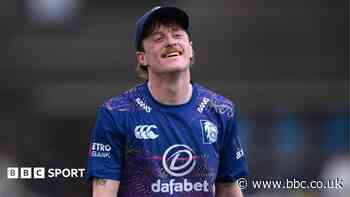 Promising bowler Robinson given first Durham deal
