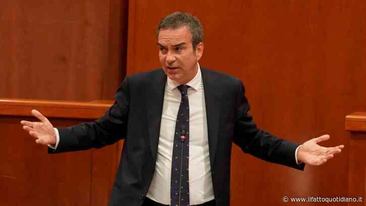 Calabria, il centrodestra rinuncia al poltronificio e cancella la legge sui sottosegretari per paura del referendum: “Il voto popolare sarebbe uno spreco”