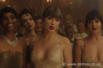 Taylor Swift Fans Spot Too Many Coincidences After 'That's What Friends Are For' Appears Three Times