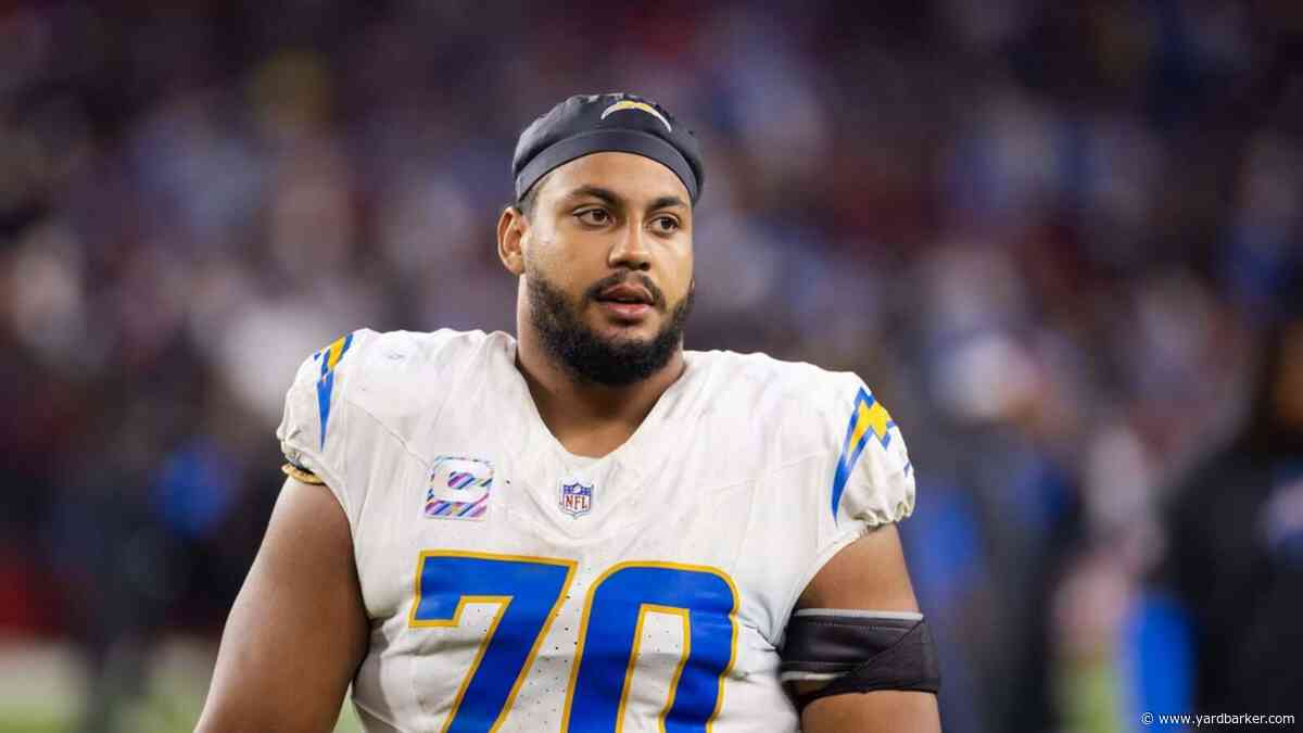 Report: Chargers OT Rashawn Slater to miss time with ankle injury