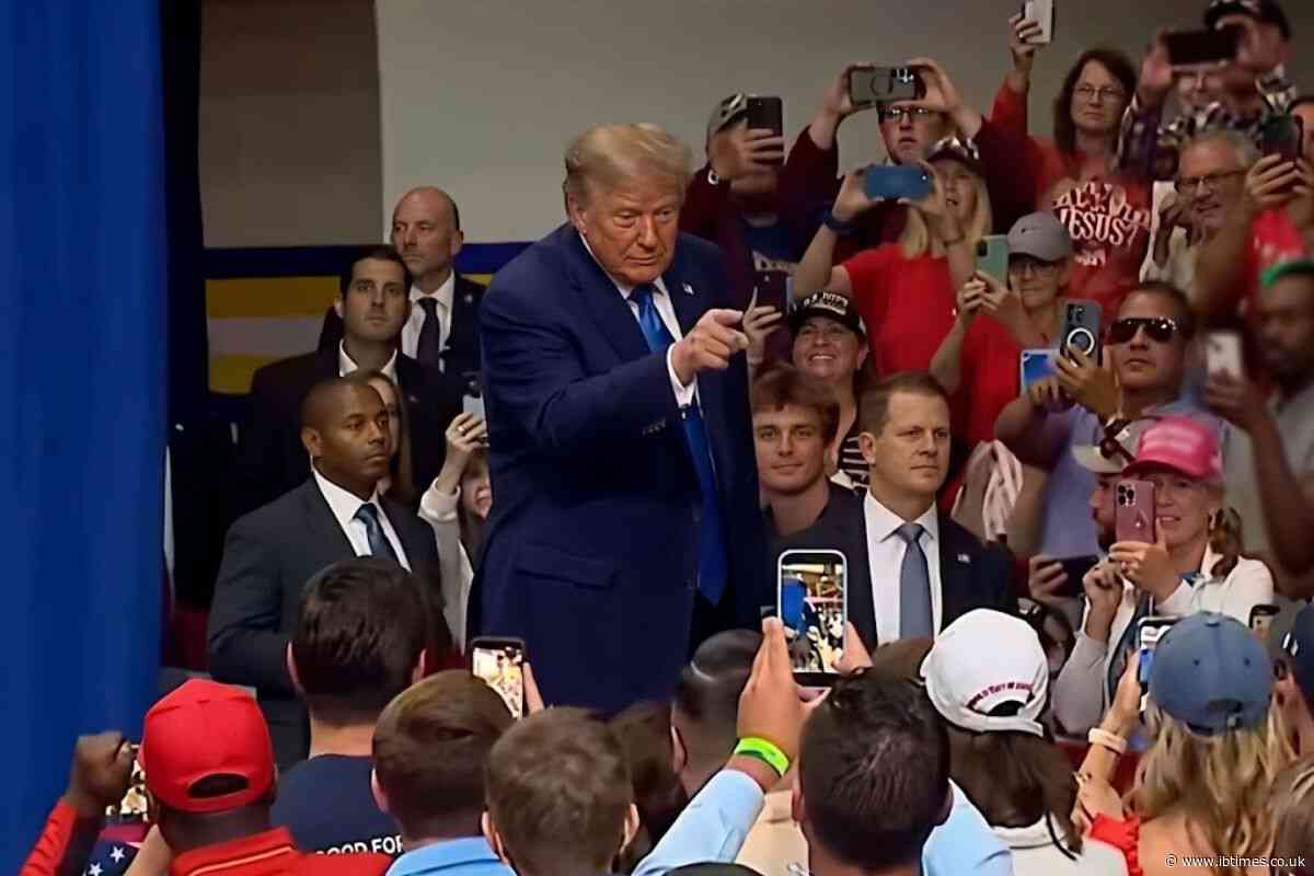 Trump Claims Ohio Rally Was 'Totally Maxed Out' After New York Times Reports Empty Upper Seats