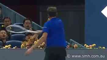 Medvedev sensationally disqualified in semi final