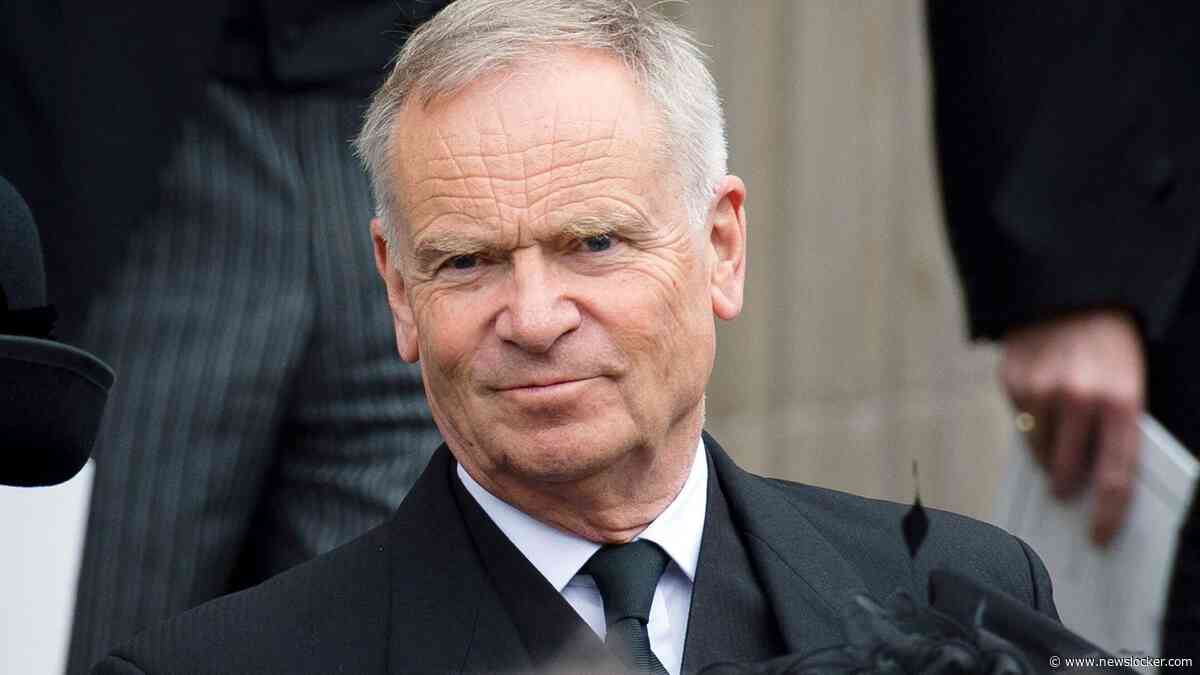 Britse auteur Jeffrey Archer overleden op 86-jarige leeftijd: ’Plotseling en vredig, tussen twee schrijfsessies door’