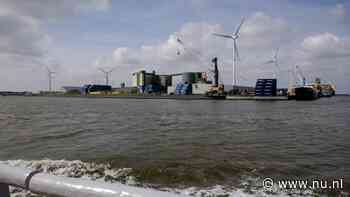 Zeeschip in Eemshaven dreigt niet langer te zinken, lek is gedicht