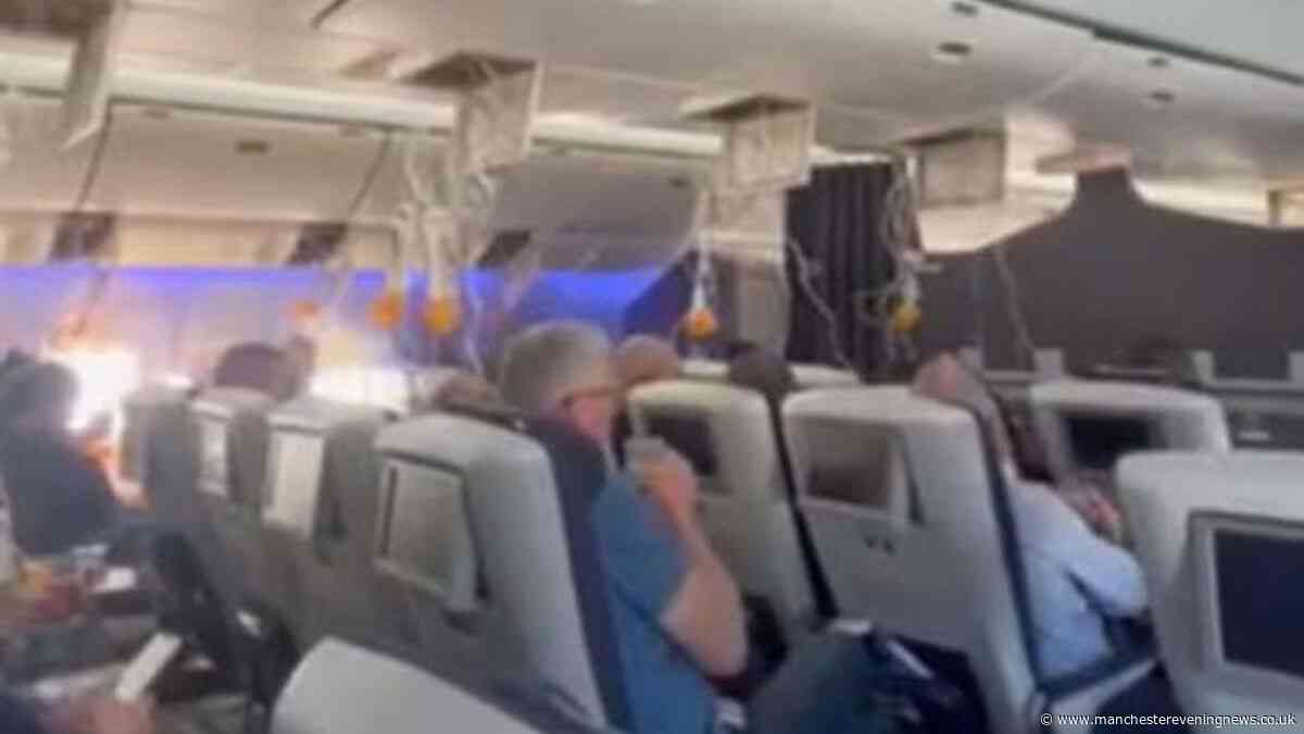 British Airways plane rapidly descends 28,000 feet after declaring emergency