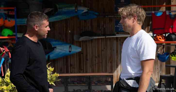 Emmerdale’s Robert makes a wary promise to Aaron after striking a game-changing deal
