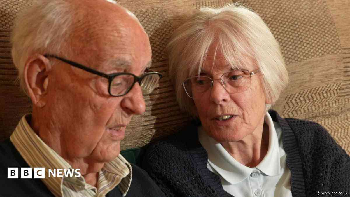 Couple complaining of 'vile smell' were living next to dead body for weeks