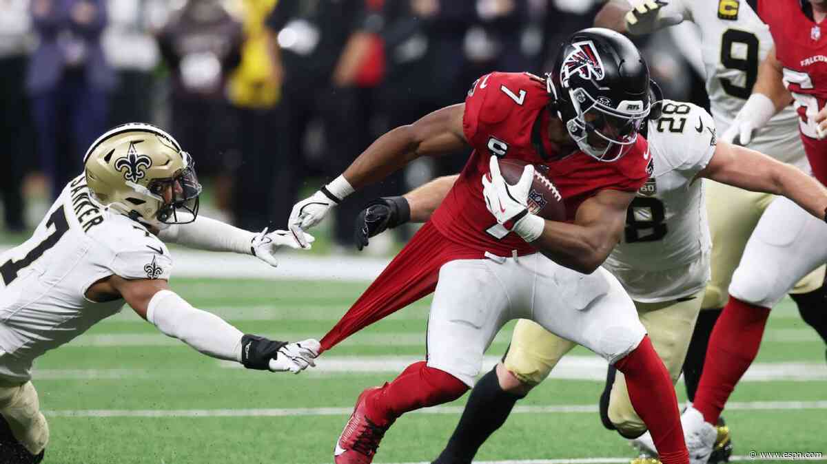 Bijan Robinson, Falcons make NFC South statement in rout of Saints